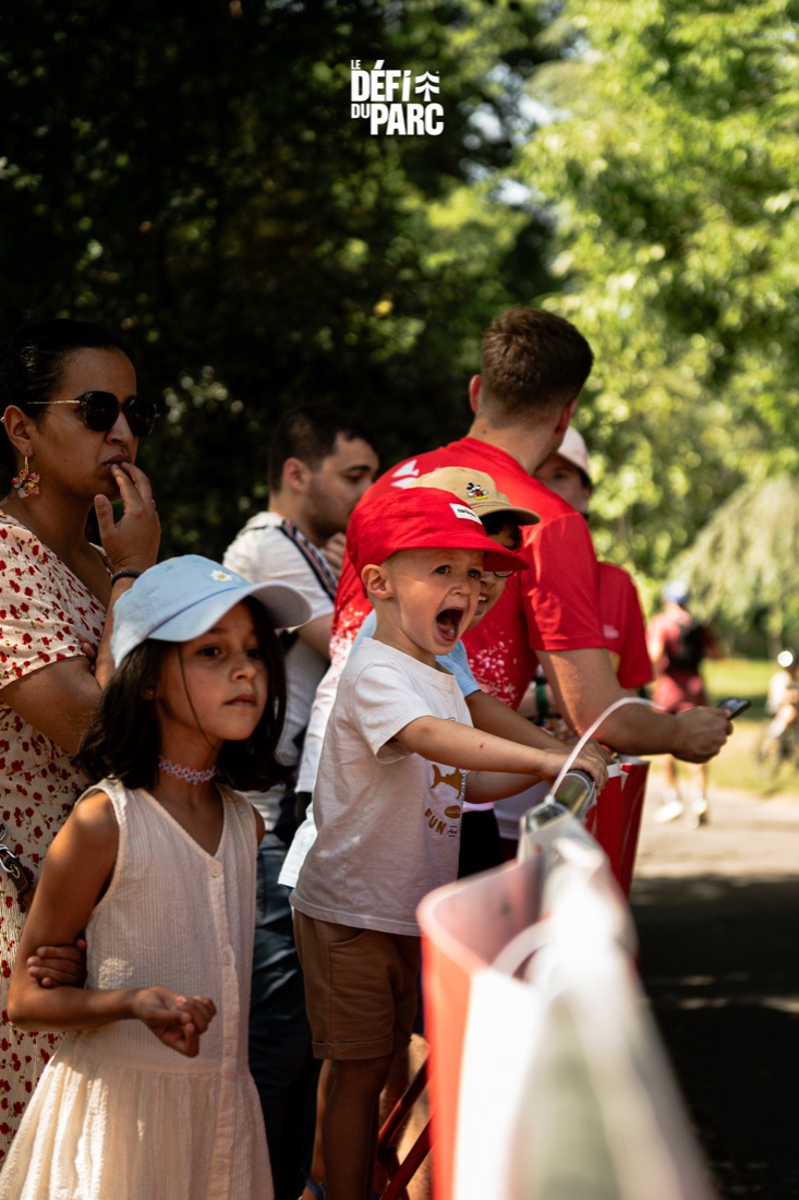 Spectateurs au bord du parcours